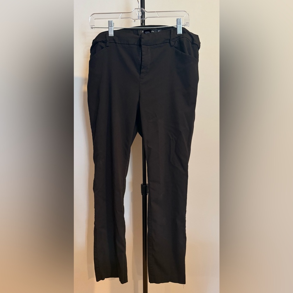 Torrid Black Tailored Trousers Sleek Design